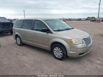  Salvage Chrysler Town & Country