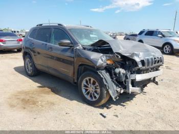  Salvage Jeep Cherokee