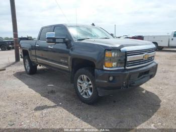  Salvage Chevrolet Silverado 2500