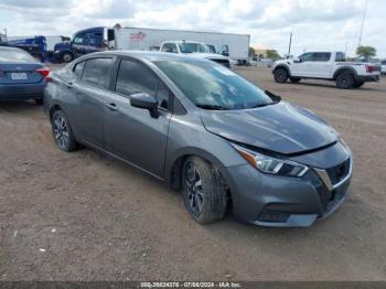  Salvage Nissan Versa