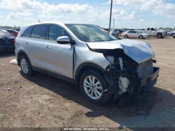  Salvage Kia Sorento