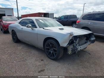  Salvage Dodge Challenger