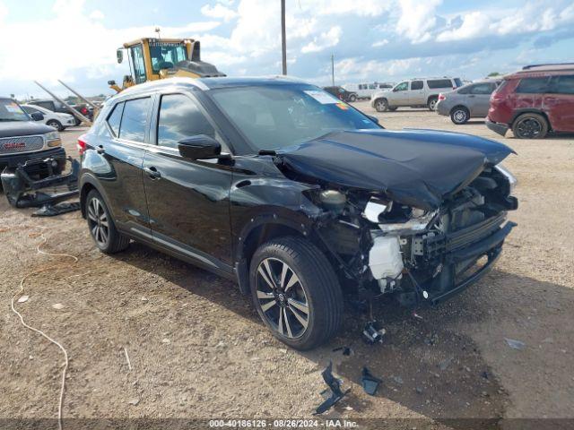  Salvage Nissan Kicks