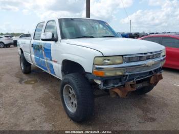  Salvage Chevrolet Silverado 2500