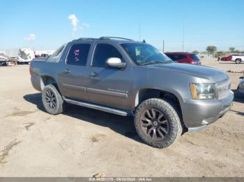  Salvage Chevrolet Avalanche 1500