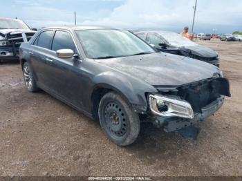  Salvage Chrysler 300