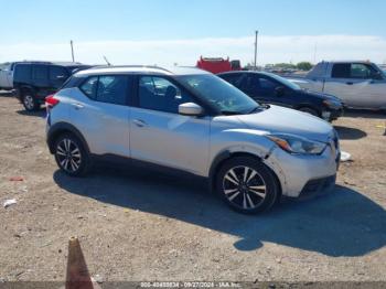  Salvage Nissan Kicks