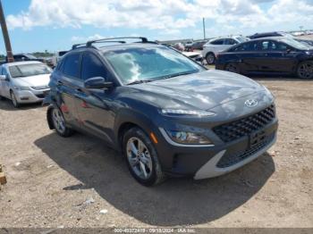  Salvage Hyundai KONA