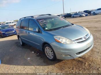  Salvage Toyota Sienna