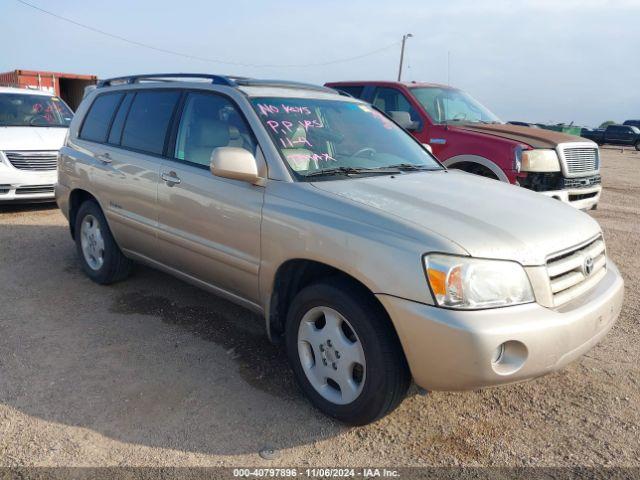  Salvage Toyota Highlander