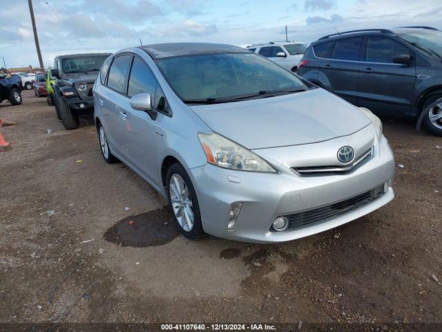  Salvage Toyota Prius v