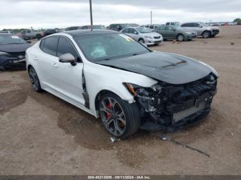  Salvage Kia Stinger