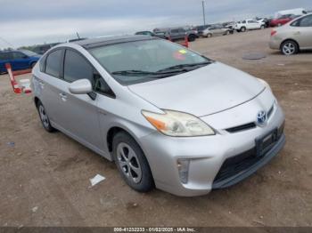  Salvage Toyota Prius