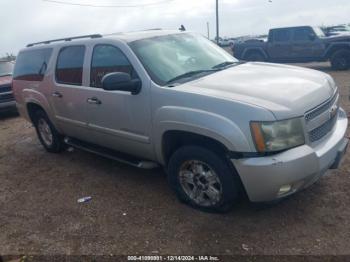  Salvage Chevrolet Suburban 1500