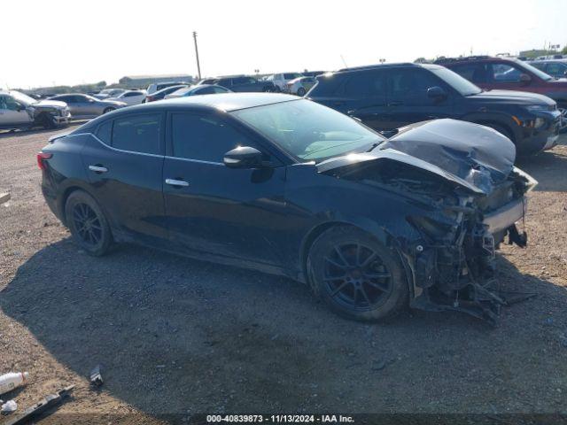  Salvage Nissan Maxima