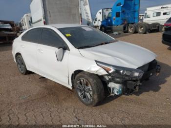  Salvage Kia Forte