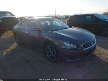  Salvage Nissan Maxima