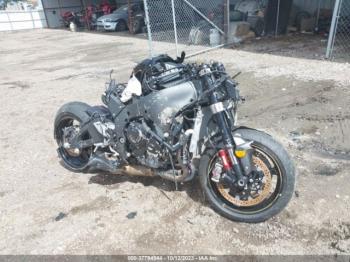  Salvage Kawasaki Zx1002