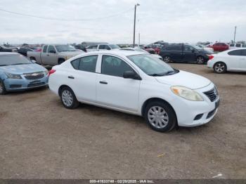  Salvage Nissan Versa