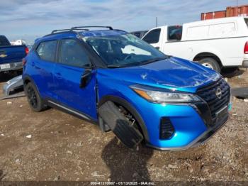  Salvage Nissan Kicks