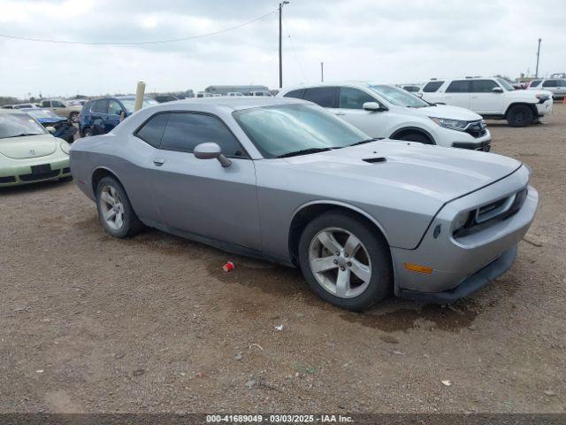  Salvage Dodge Challenger