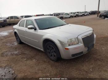  Salvage Chrysler 300