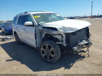  Salvage Ford Expedition