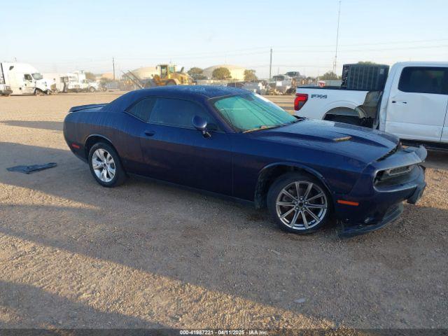  Salvage Dodge Challenger