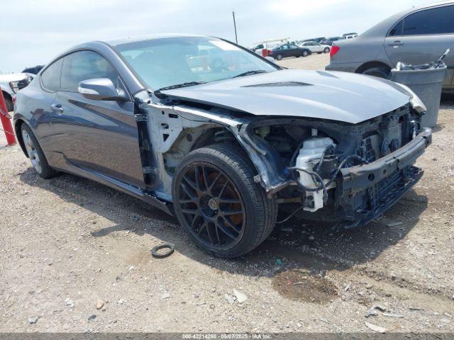  Salvage Hyundai Genesis