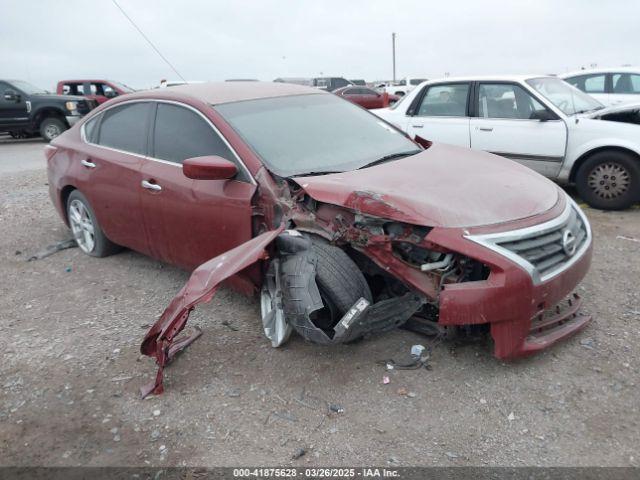  Salvage Nissan Altima