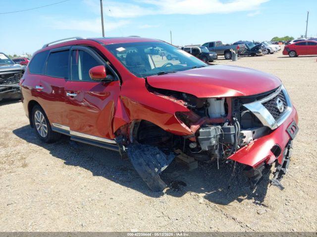  Salvage Nissan Pathfinder