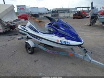  Salvage Yamaha Jet Ski