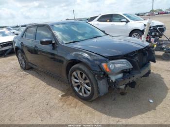  Salvage Chrysler 300
