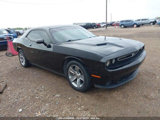  Salvage Dodge Challenger
