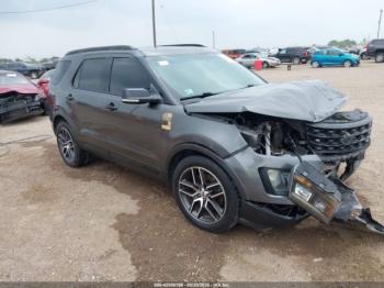  Salvage Ford Explorer