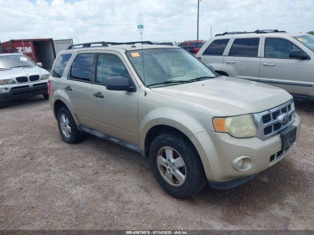  Salvage Ford Escape