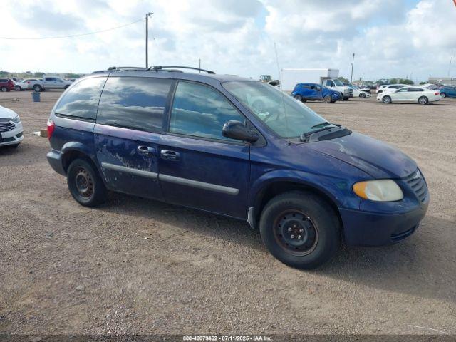  Salvage Chrysler Town & Country
