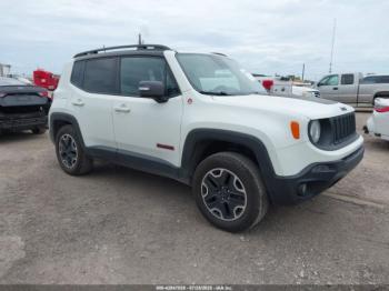  Salvage Jeep Renegade