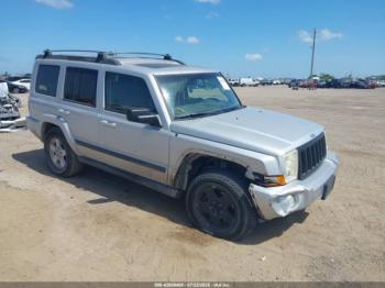  Salvage Jeep Commander