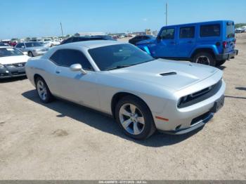  Salvage Dodge Challenger