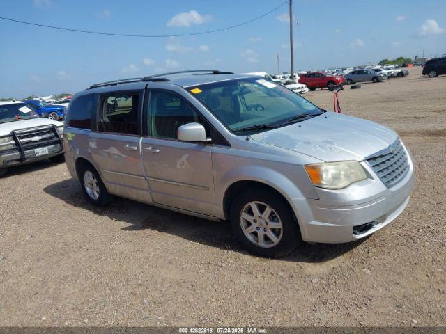  Salvage Chrysler Town & Country