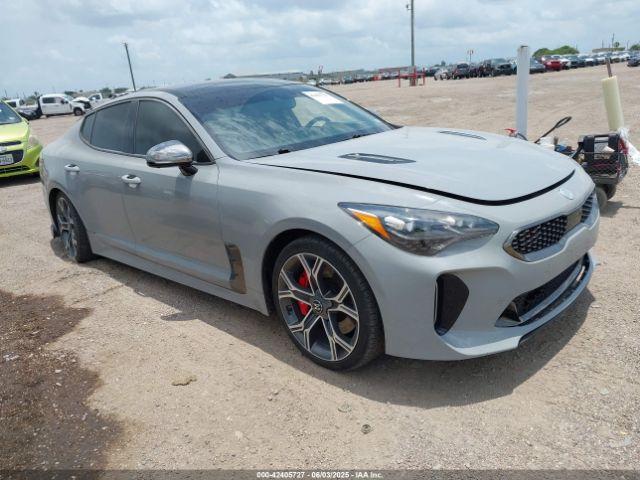 Salvage Kia Stinger