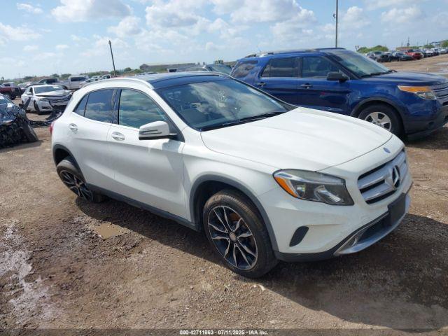  Salvage Mercedes-Benz GLA