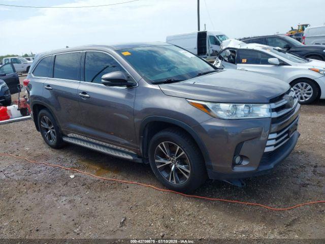  Salvage Toyota Highlander