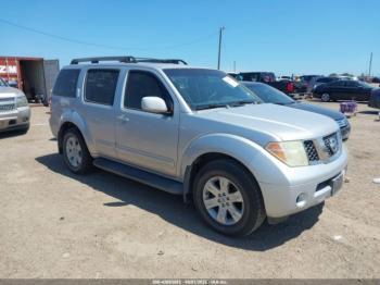  Salvage Nissan Pathfinder