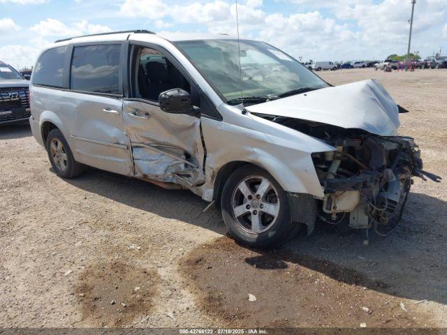  Salvage Dodge Grand Caravan