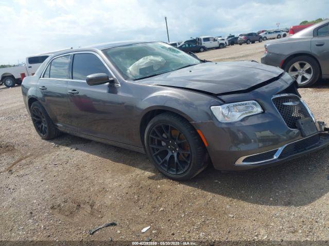  Salvage Chrysler 300