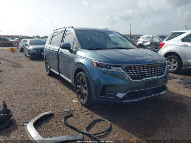  Salvage Kia Carnival