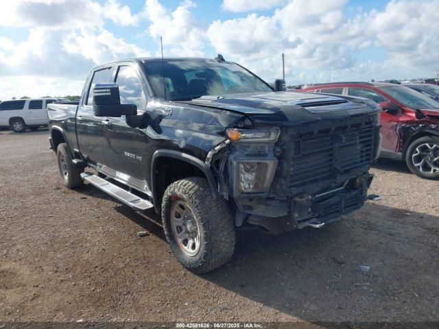  Salvage Chevrolet Silverado 2500