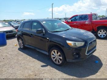  Salvage Mitsubishi Outlander